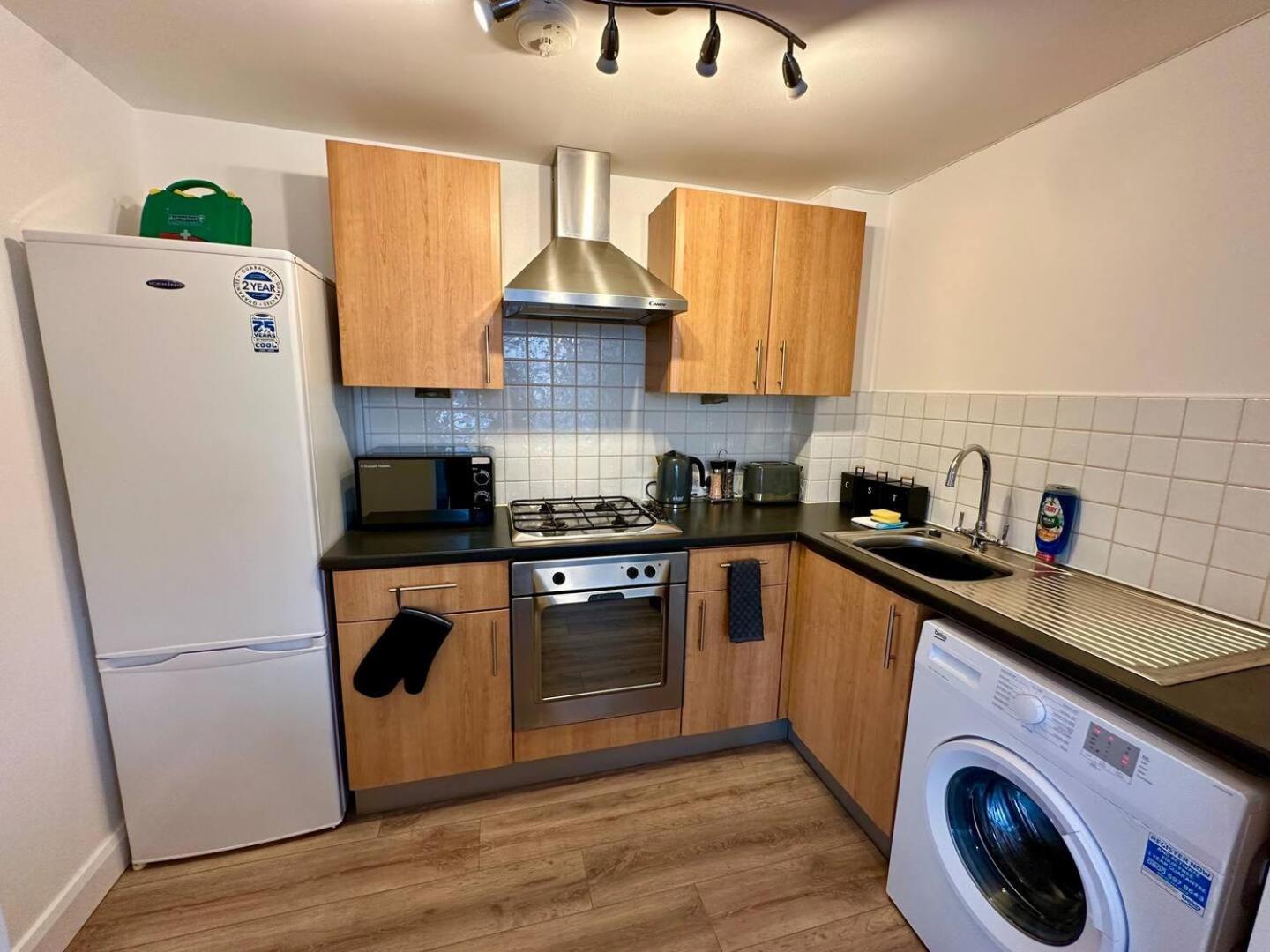 2Br City Side Apartment Belfast Exterior photo